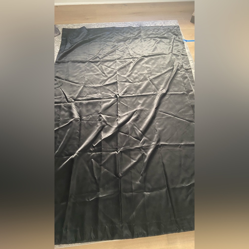 Blackout sateen look curtain panels. 2 panels 54”Wx 84”L